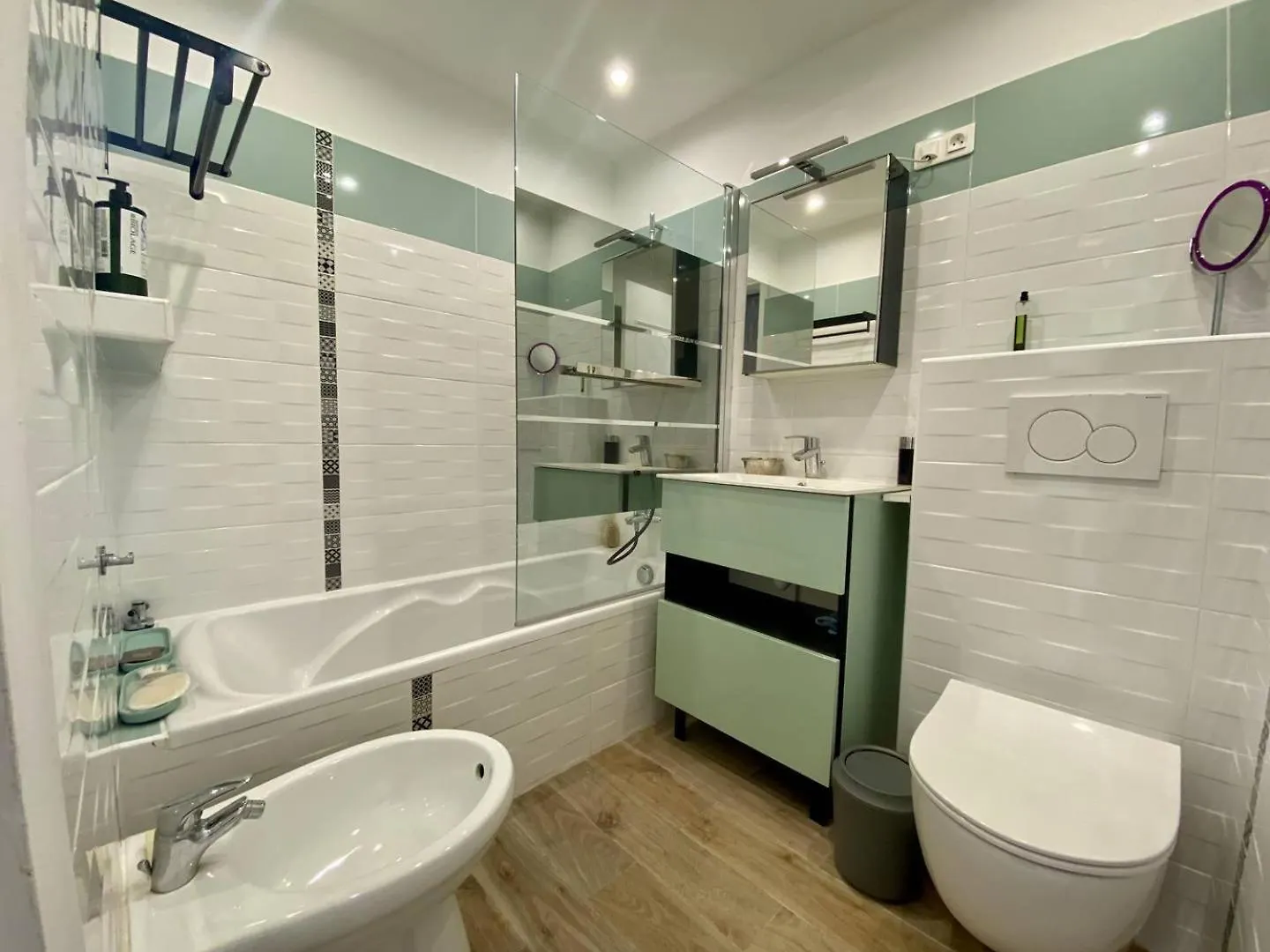 Apartment Cannes Proche Croisette - 2P Tout Confort Terrasse France